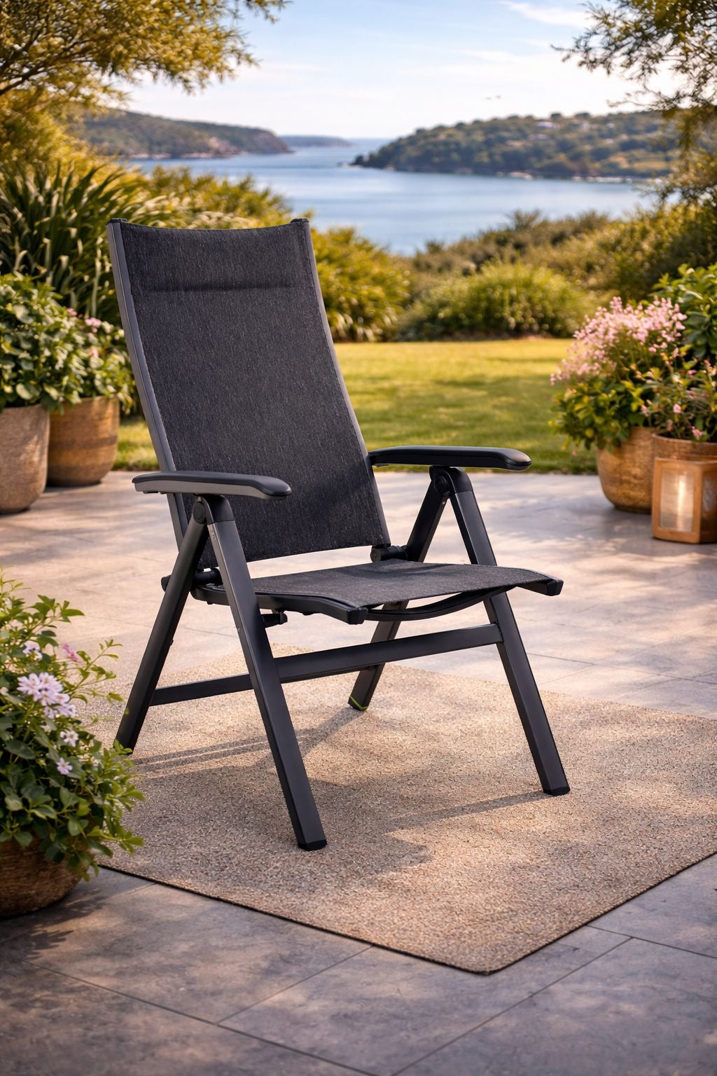 Poppy High-back Folding Chair