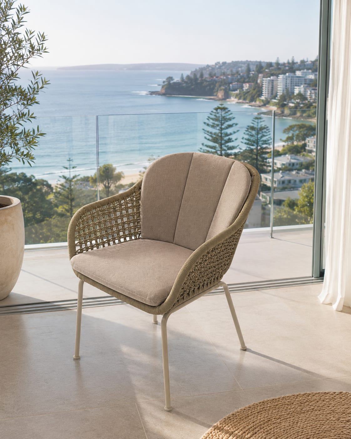 Inkee Carver Chair sand