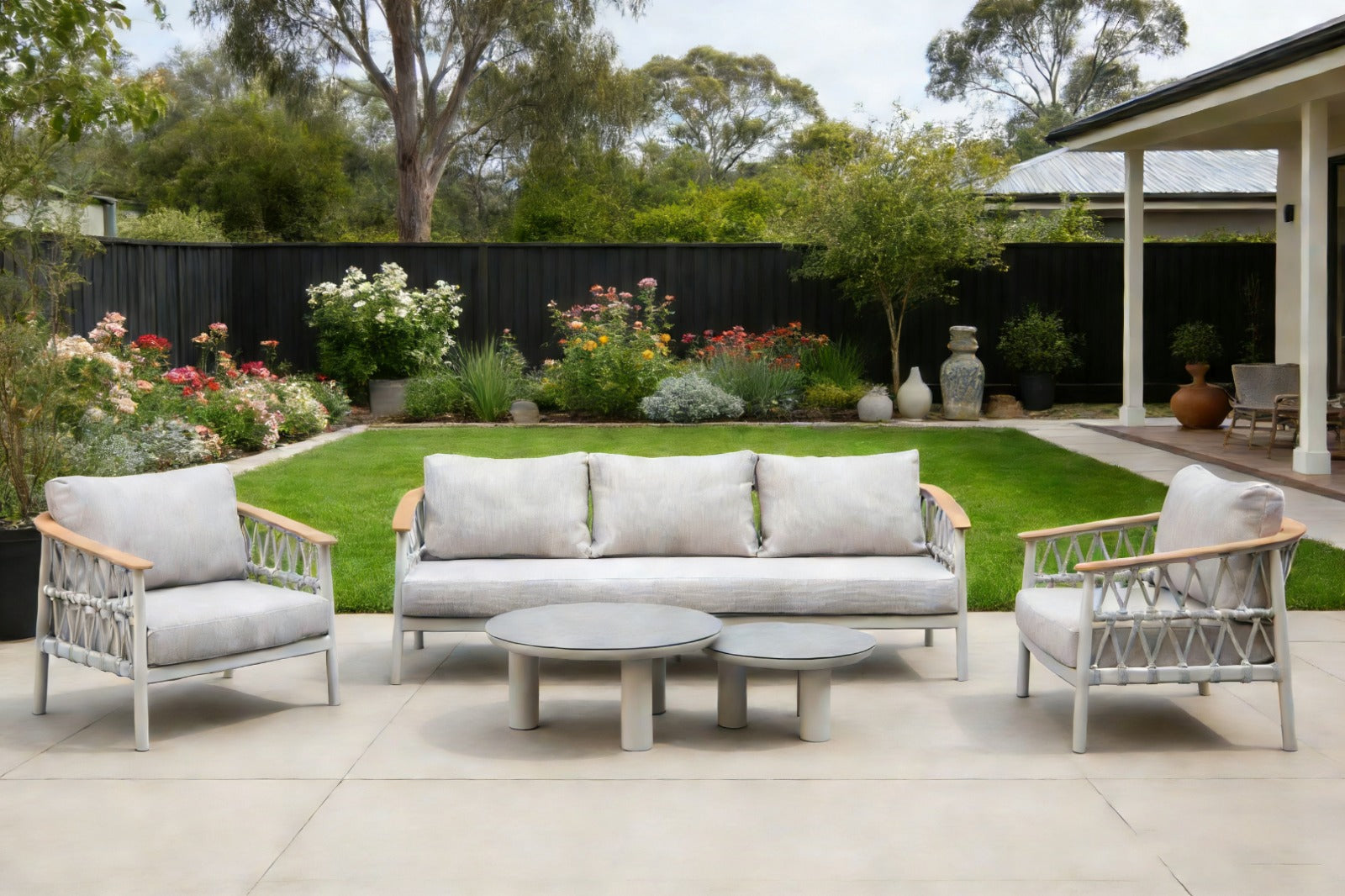 Jacksonville 5 Pc Outdoor Lounge Setting