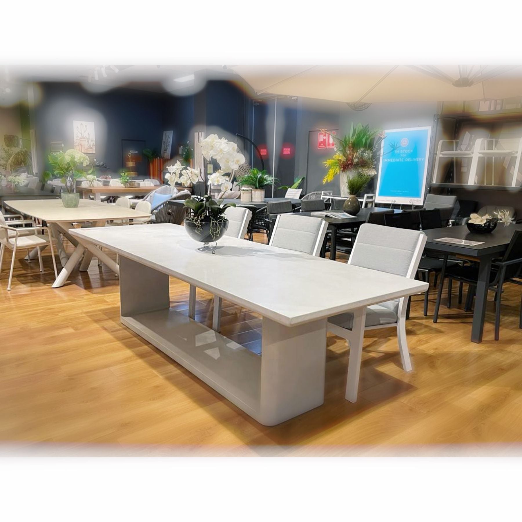 Roma 240 Outdoor Dining Table White