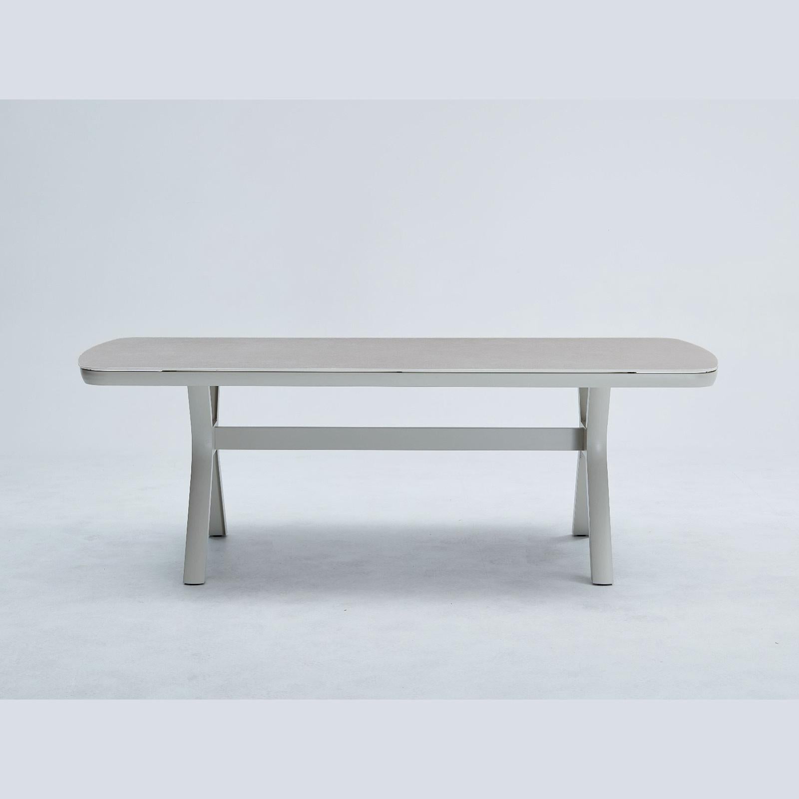 Helmet Fixed Table White