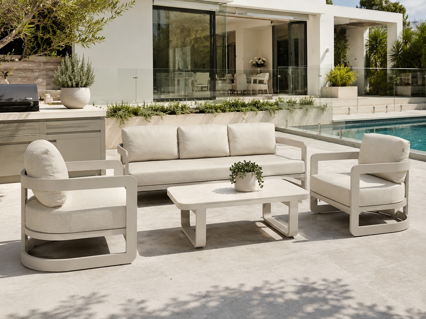 Audi 2.0 Lounge 4pc Kit/Set - Beige