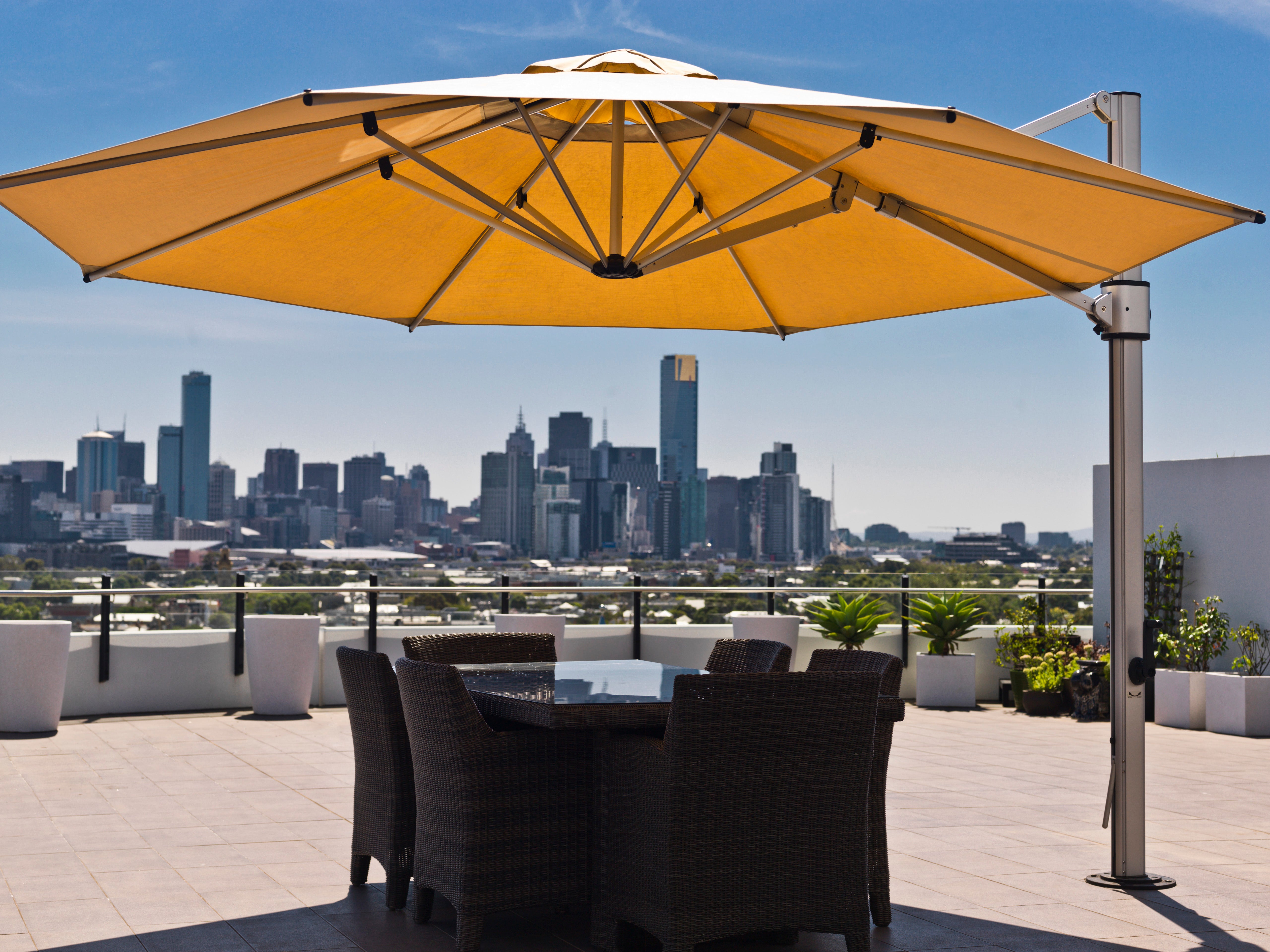 Eclipse Premium Cantilever Umbrella (3m square & 3.5m square & 4m octagonal & 4x3m Rectangle)