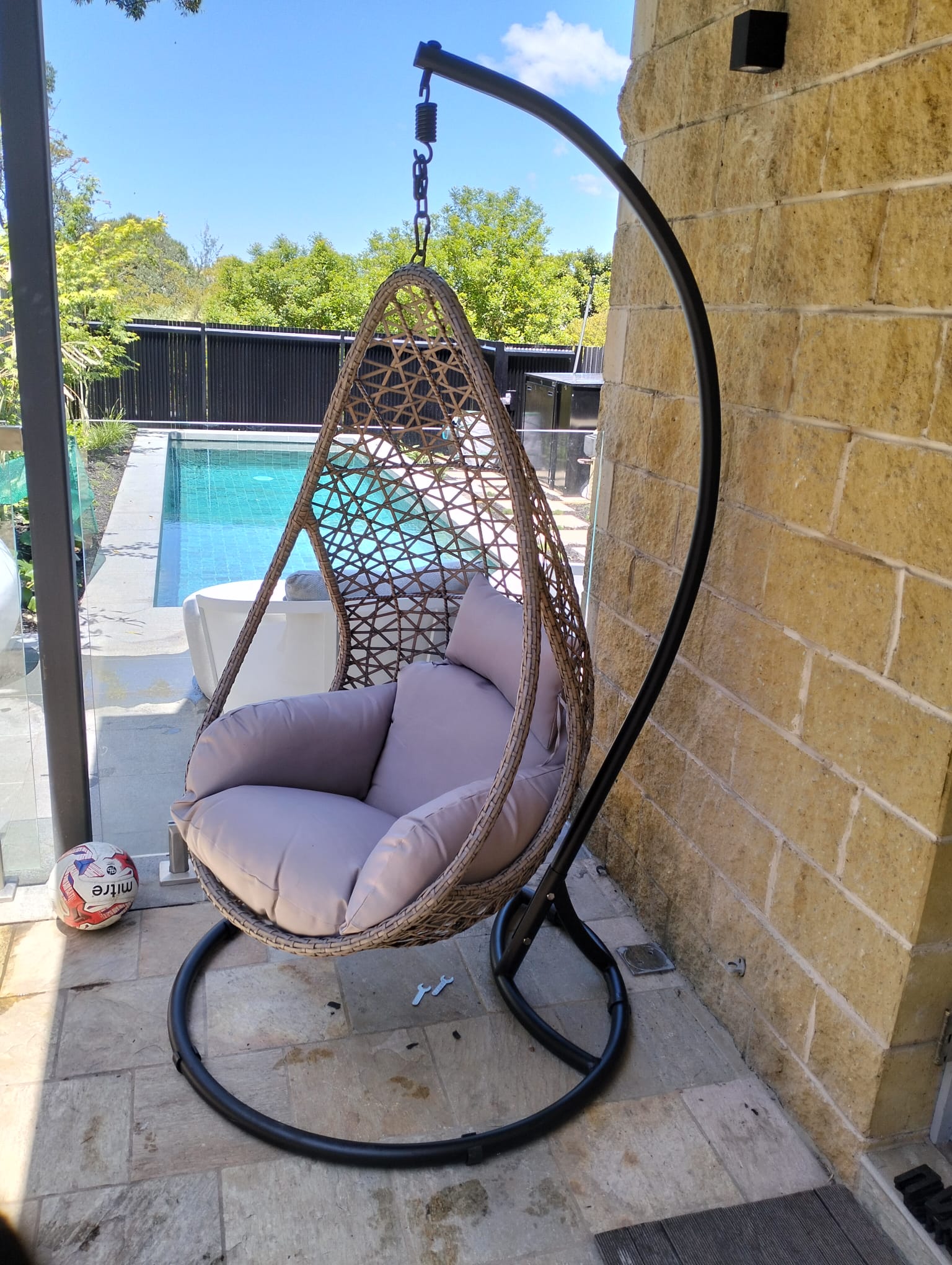 New Delhi Outdoor Hanging Egg Chair