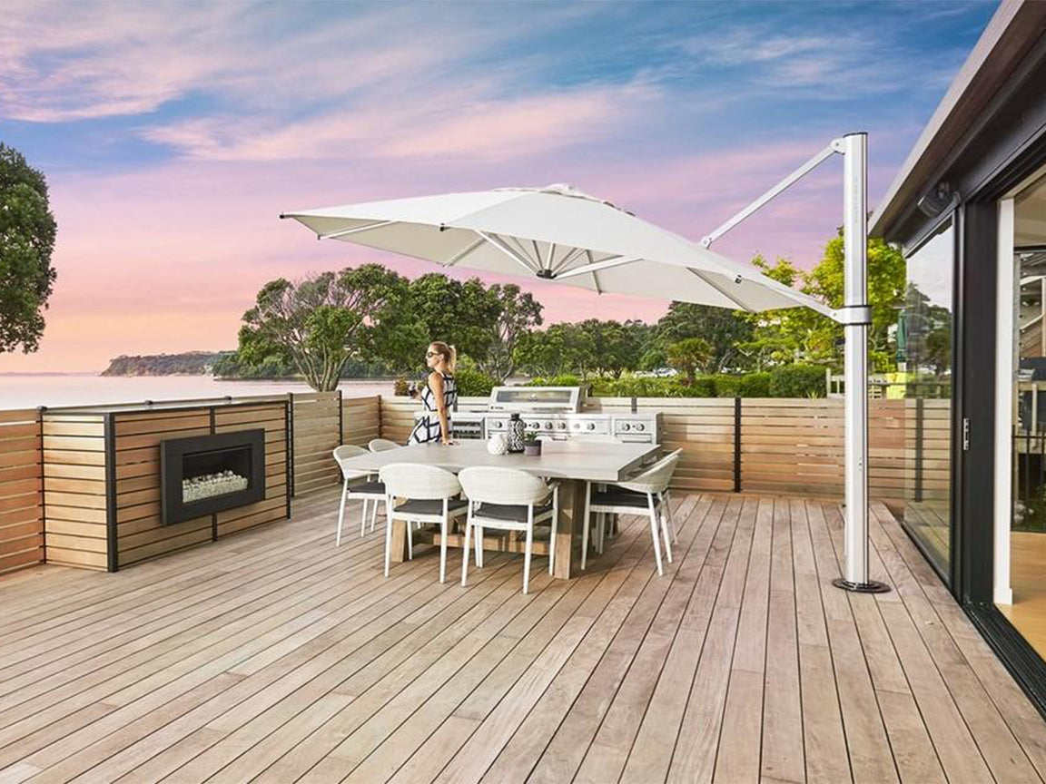 Eclipse Premium Cantilever Umbrella (3m square & 3.5m square & 4m octagonal & 4x3m Rectangle)