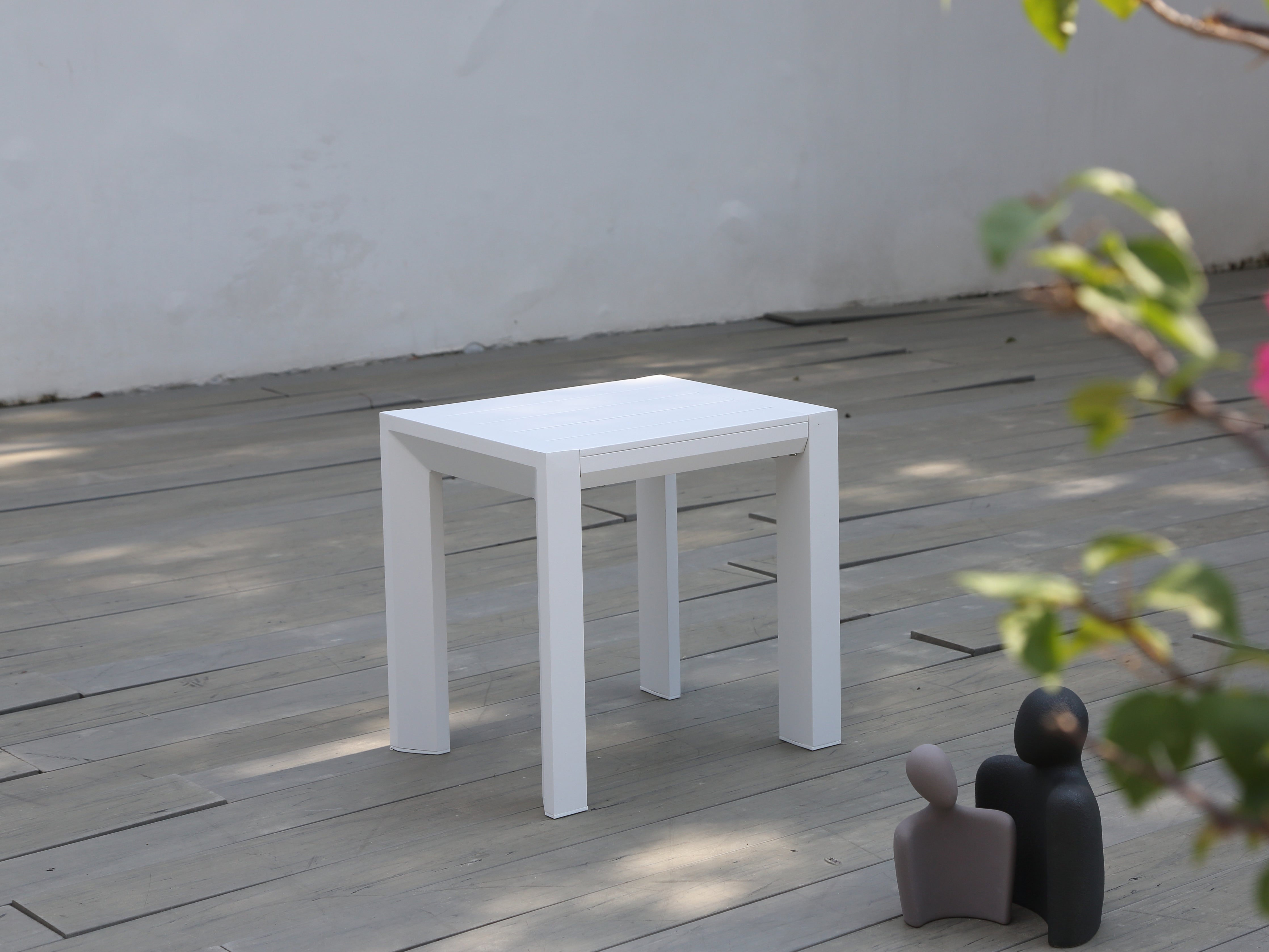 Berlin Outdoor Bench | White Aluminium | 46x46m