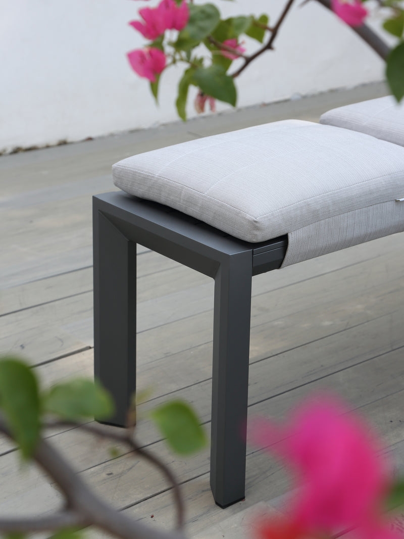 Berlin Outdoor Bench | White Aluminium | 160x46cm