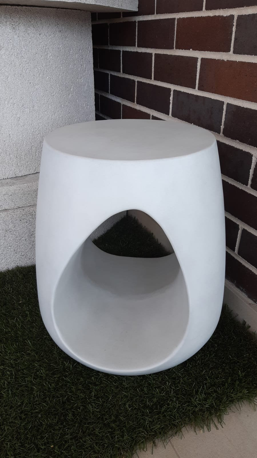 Iyon Concrete Stool/Side Table
