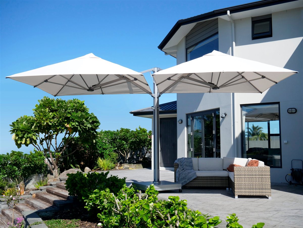 Unity Trio | Multi-Canopy Cantilever Umbrella