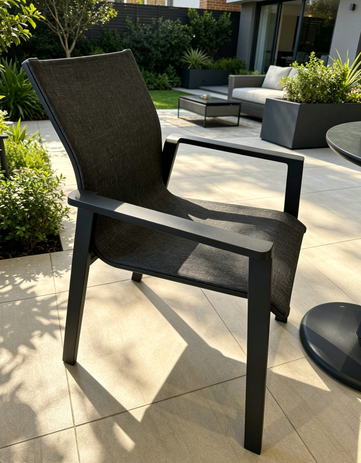 Mousu(FCA99947) Carver Chair - Dark Anthracite