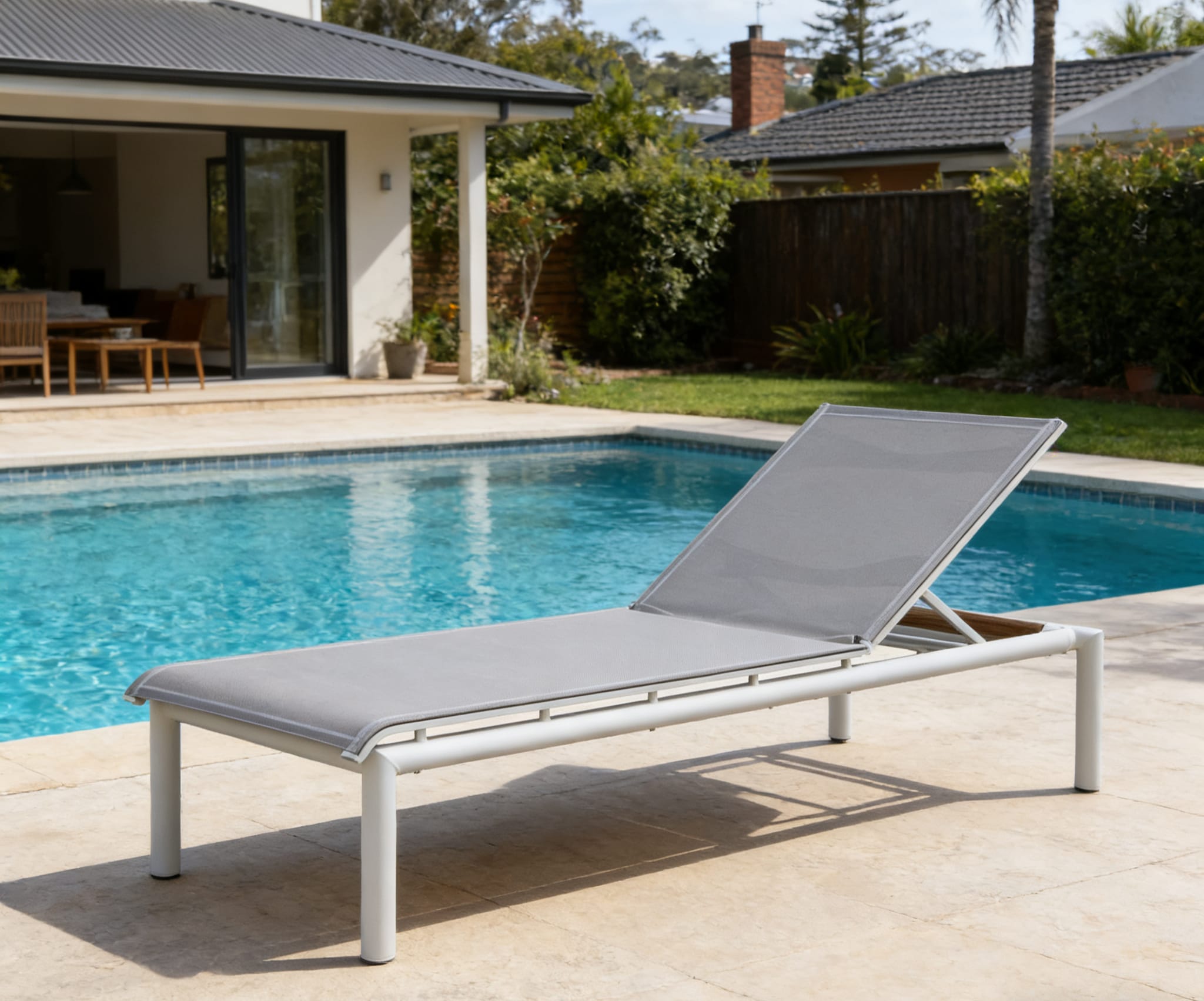 Cambridge Sun Lounge White