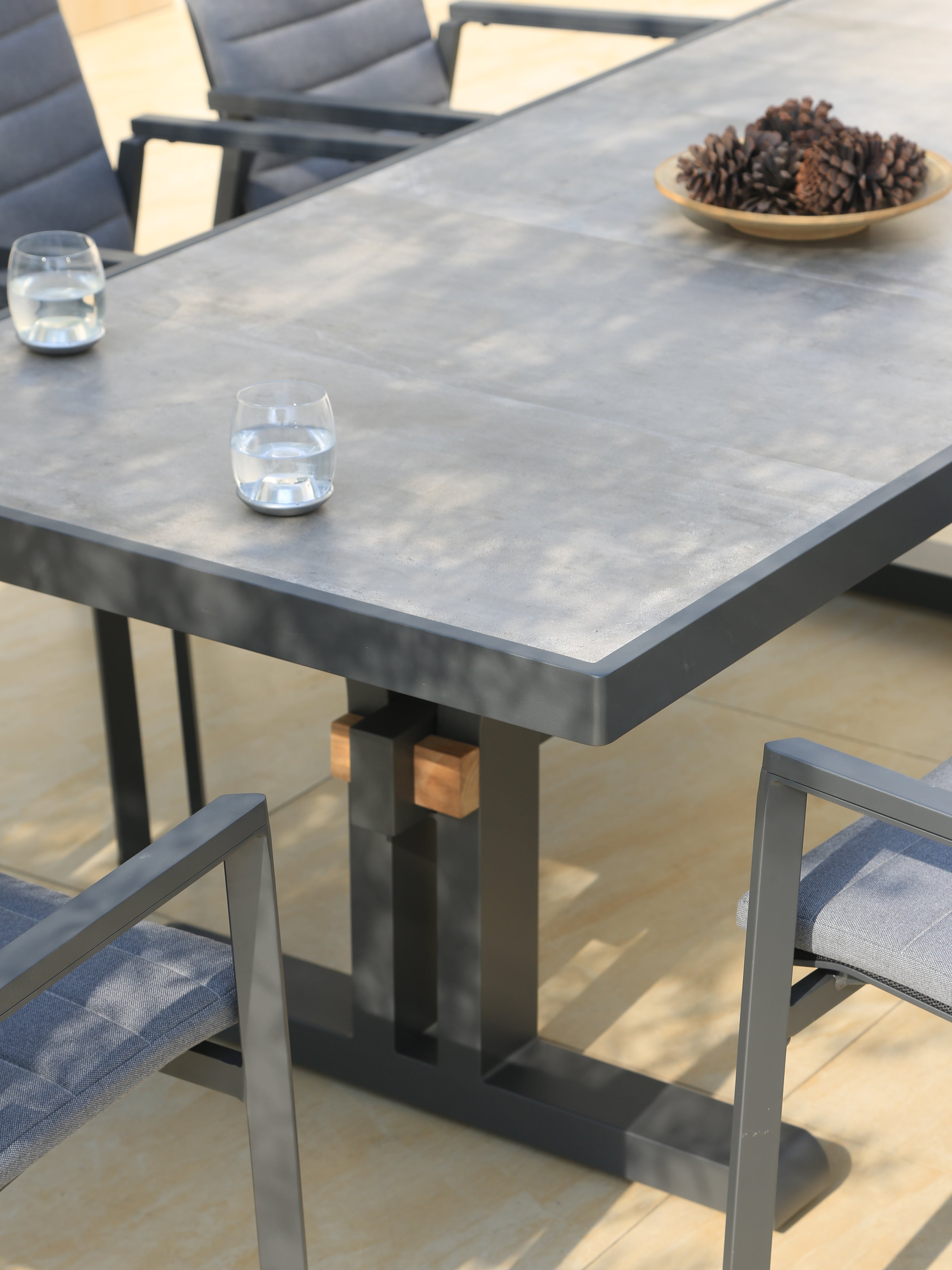 Metro 229 Outdoor Dining Table