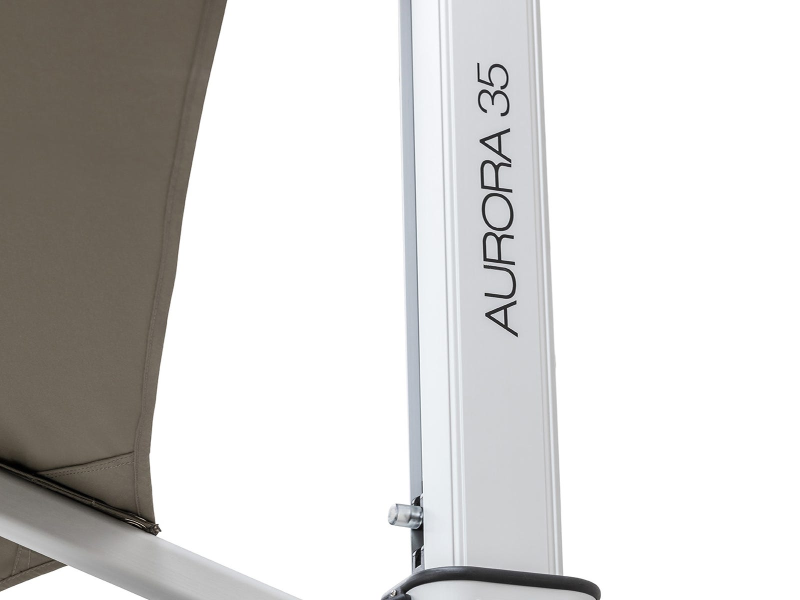 Aurora 2.8 square Premium cantilever umbrella (100% Solution dyed Olefin®)