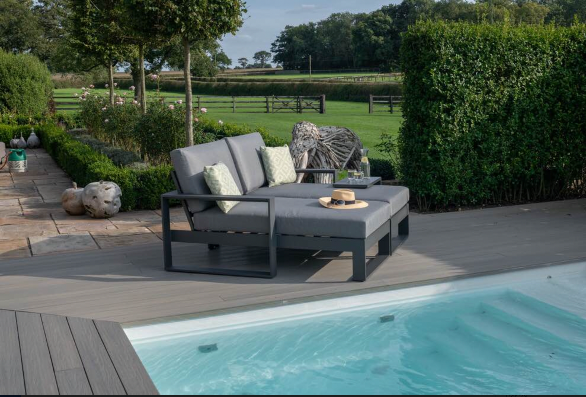 3 Pc Mandarin Balcony Set