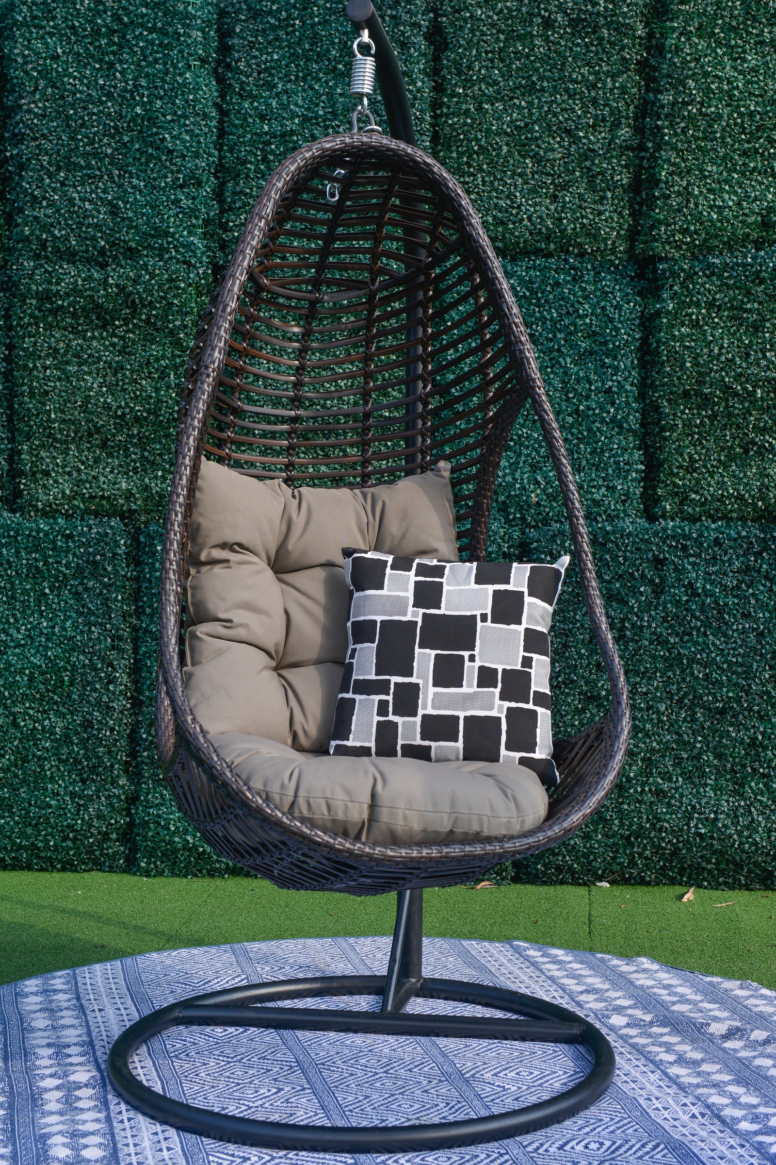 Canna Outdoor Hanging Egg Chair OSMEN OUTDOOR FURNITURE