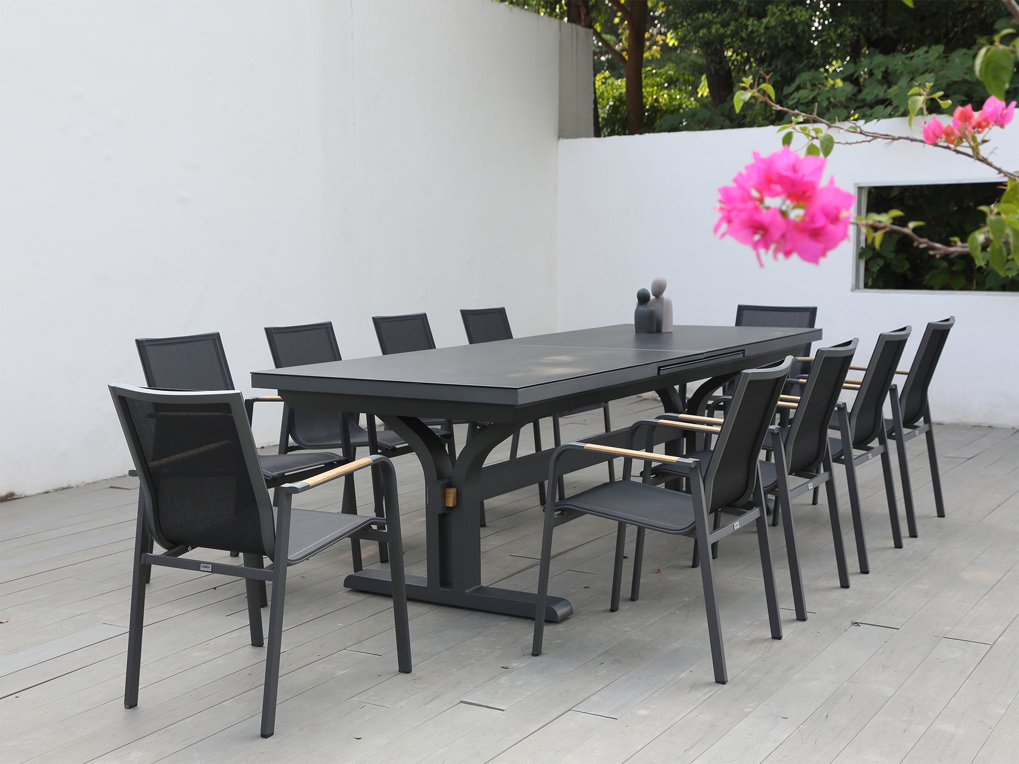 Metro Extension Outdoor Dining Table