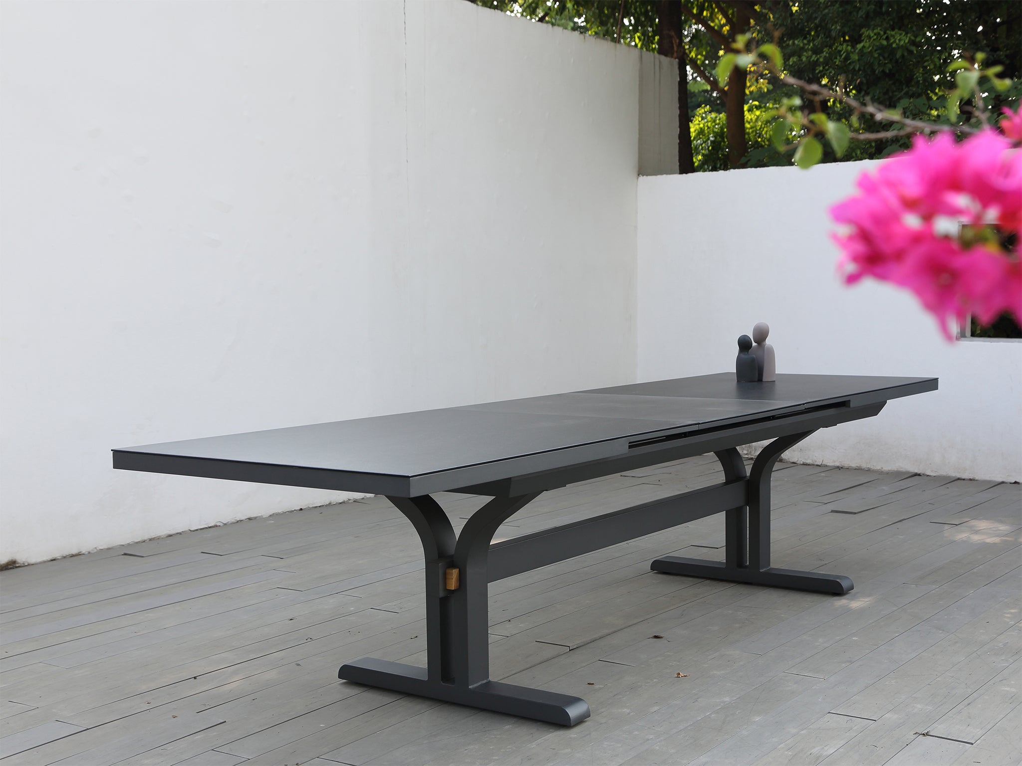 Metro Extension Outdoor Dining Table