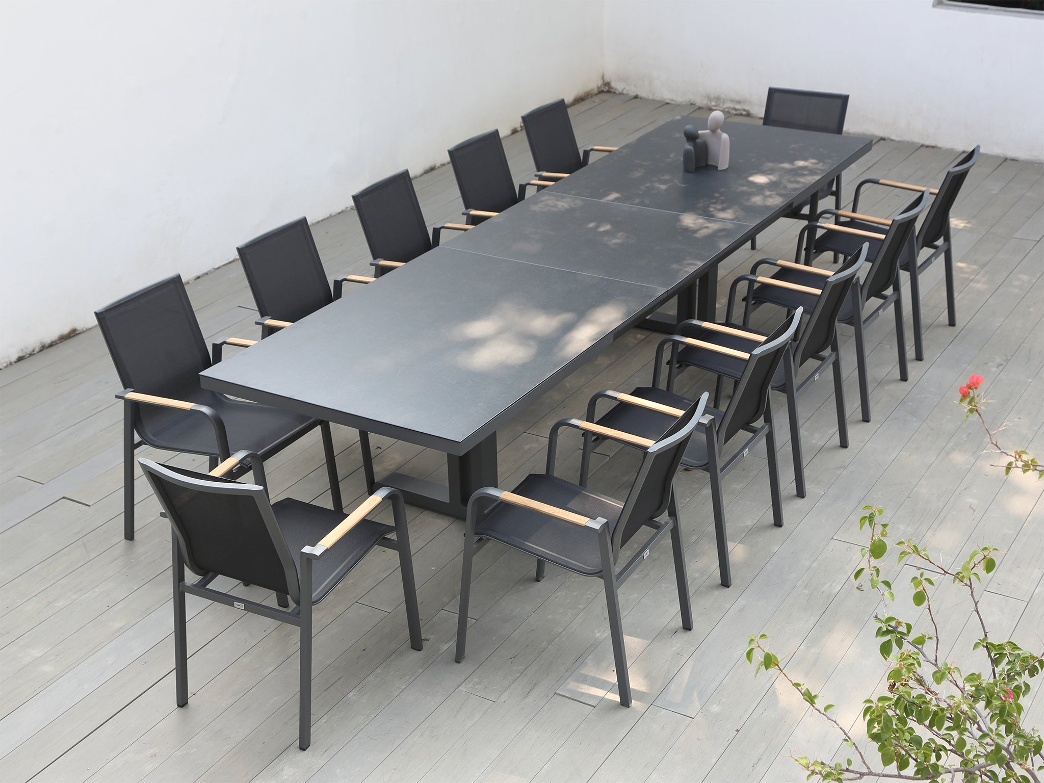 Metro Extension Outdoor Dining Table