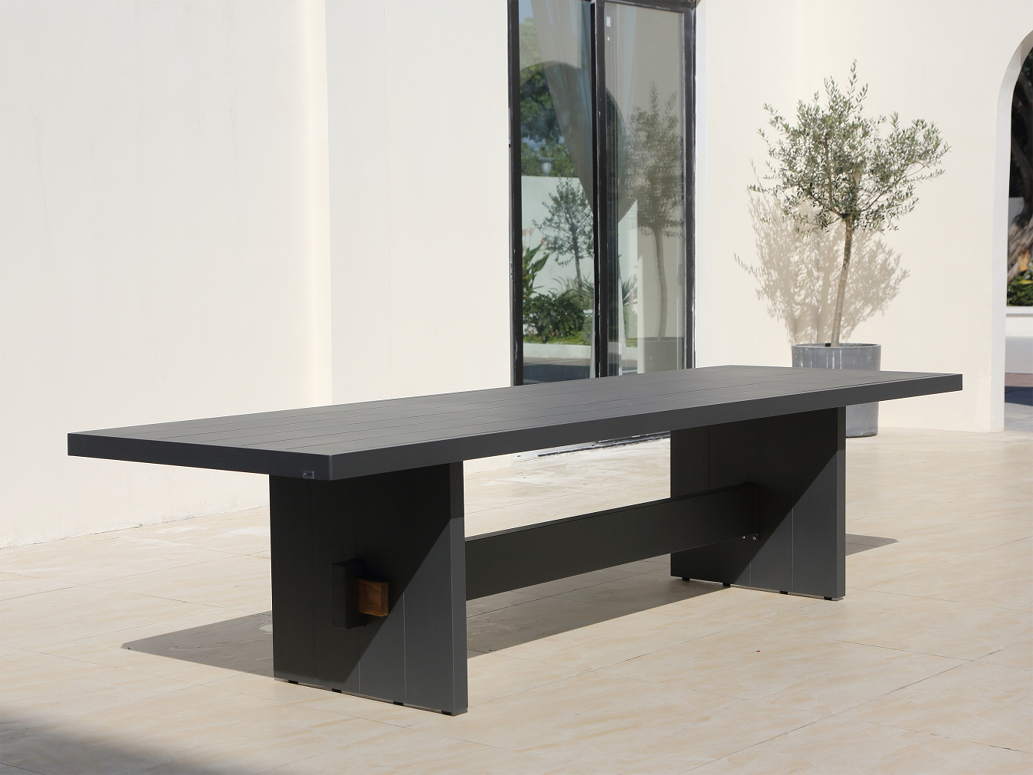 Triumphal Dining Table